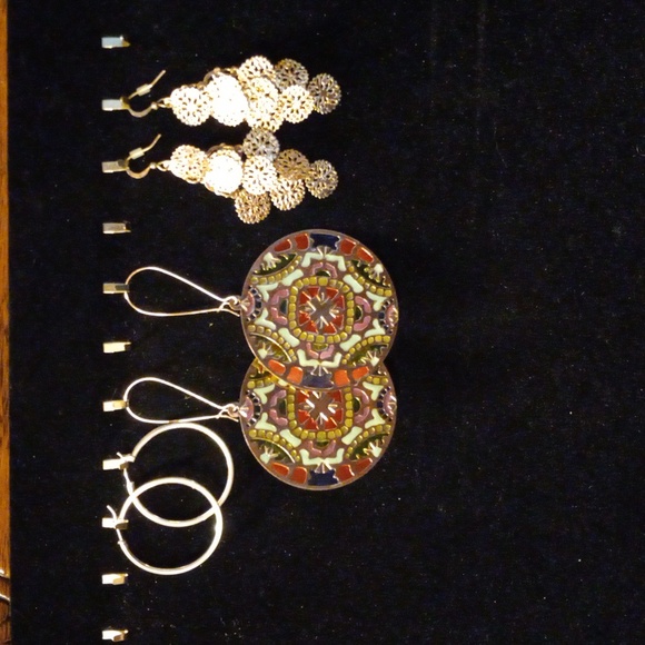 Bundle Of 3 sets of dangle earrings.1 stainglass.1hoops.1 chandelier dangles. - Picture 1 of 8